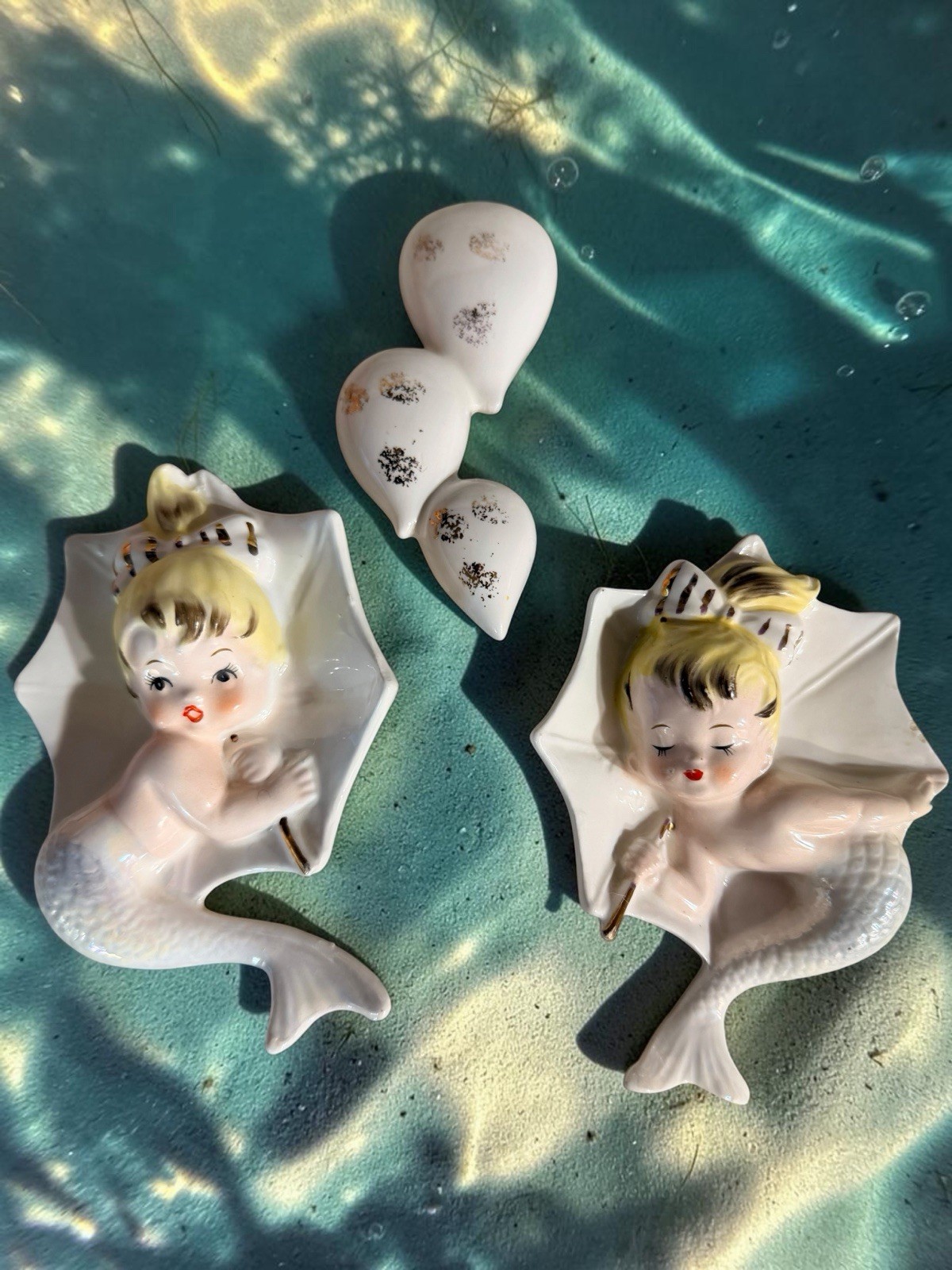 Vintage ENESCO Set of 3 ~ Mermaids ~ Umbrella’s & Heart Bubble So Cute ☔️ Vintage ENESCO Set of 3 ~ Mermaids ~ Umbrella’s & Heart Bubble So Cute ☔️