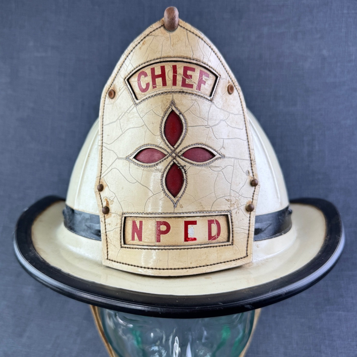 VTG Cairns & Brother White Fire Chief Helmet 6 3/4 Leather Shield NPFD NPCD NJ VTG Cairns & Brother White Fire Chief Helmet 6 3/4 Leather Shield NPFD NPCD NJ
