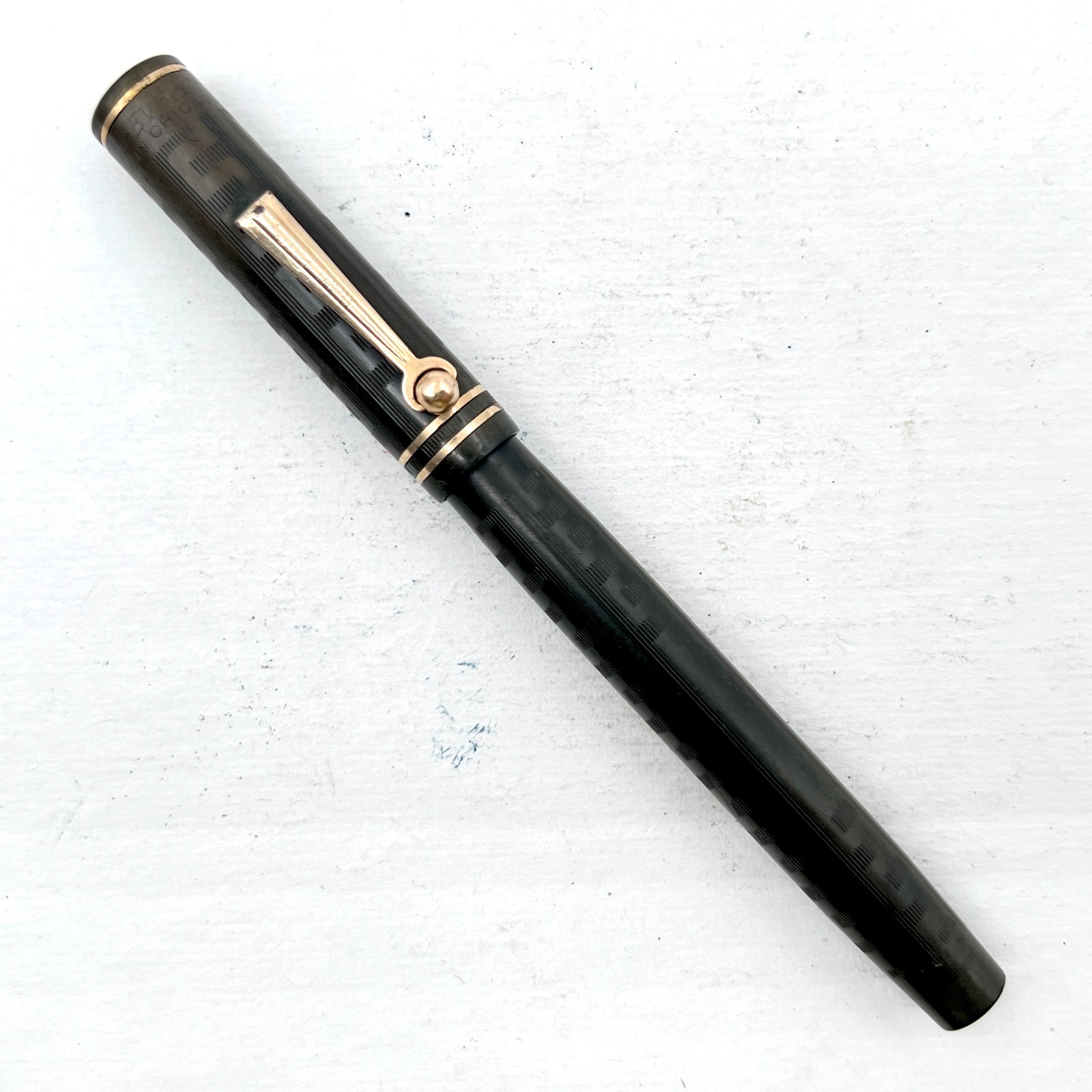 VTG Wahl Eversharp Slim Fountain Pen Gray Hard Rubber Lever (No Nib) AS IS