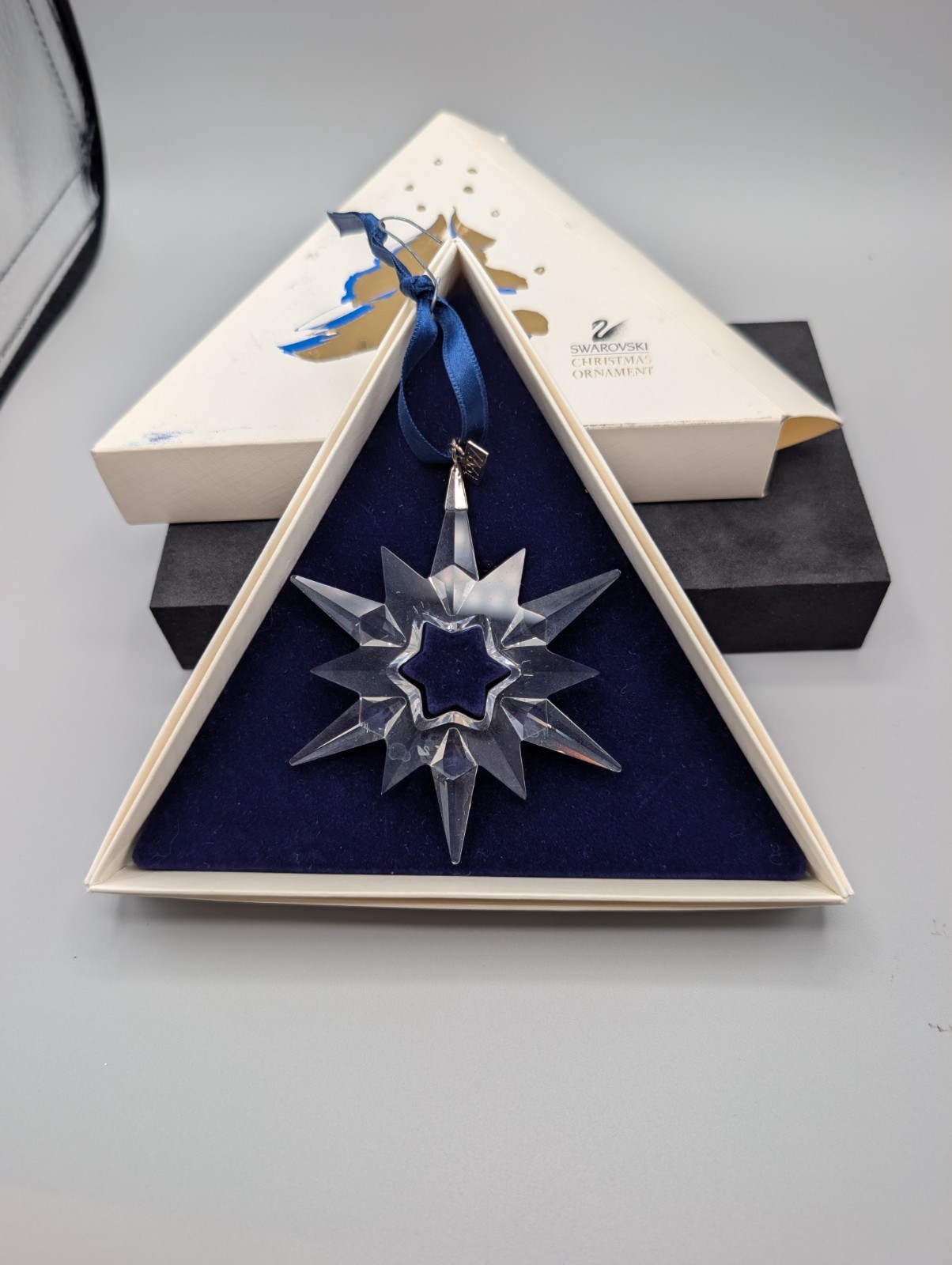 1997 Authentic Austrian Swarovski Christmas Annual 3\ 1997 Authentic Austrian Swarovski Christmas Annual 3\
