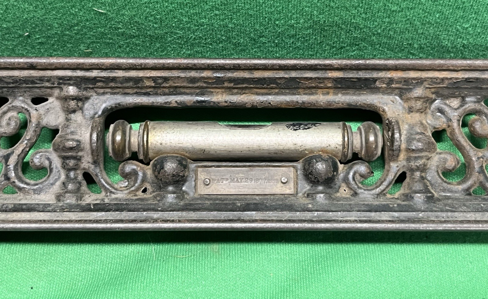 Vintage The Davis Level & Tool Co. 12\