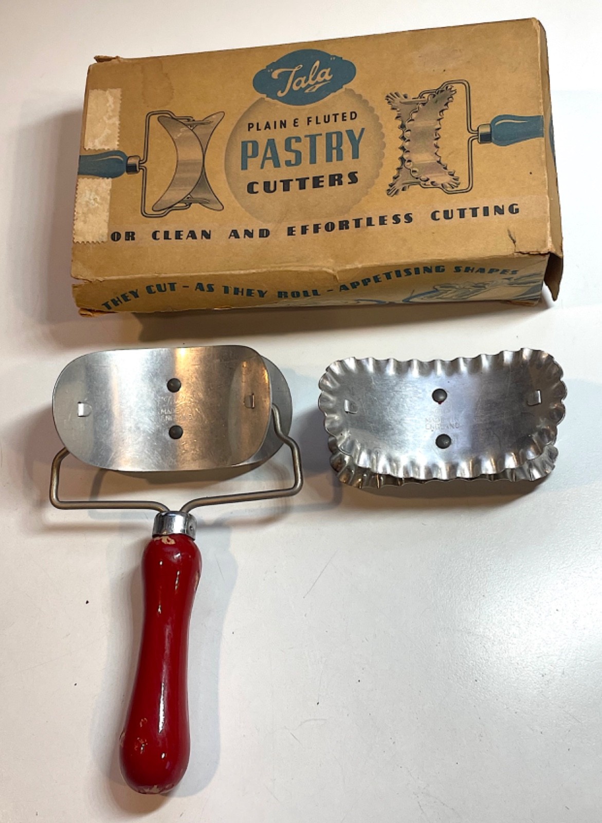 Vintage MCM Tala England Plain & Fluted Pastry Cutters in Original Box No. 1001 Vintage MCM Tala England Plain & Fluted Pastry Cutters in Original Box No. 1001
