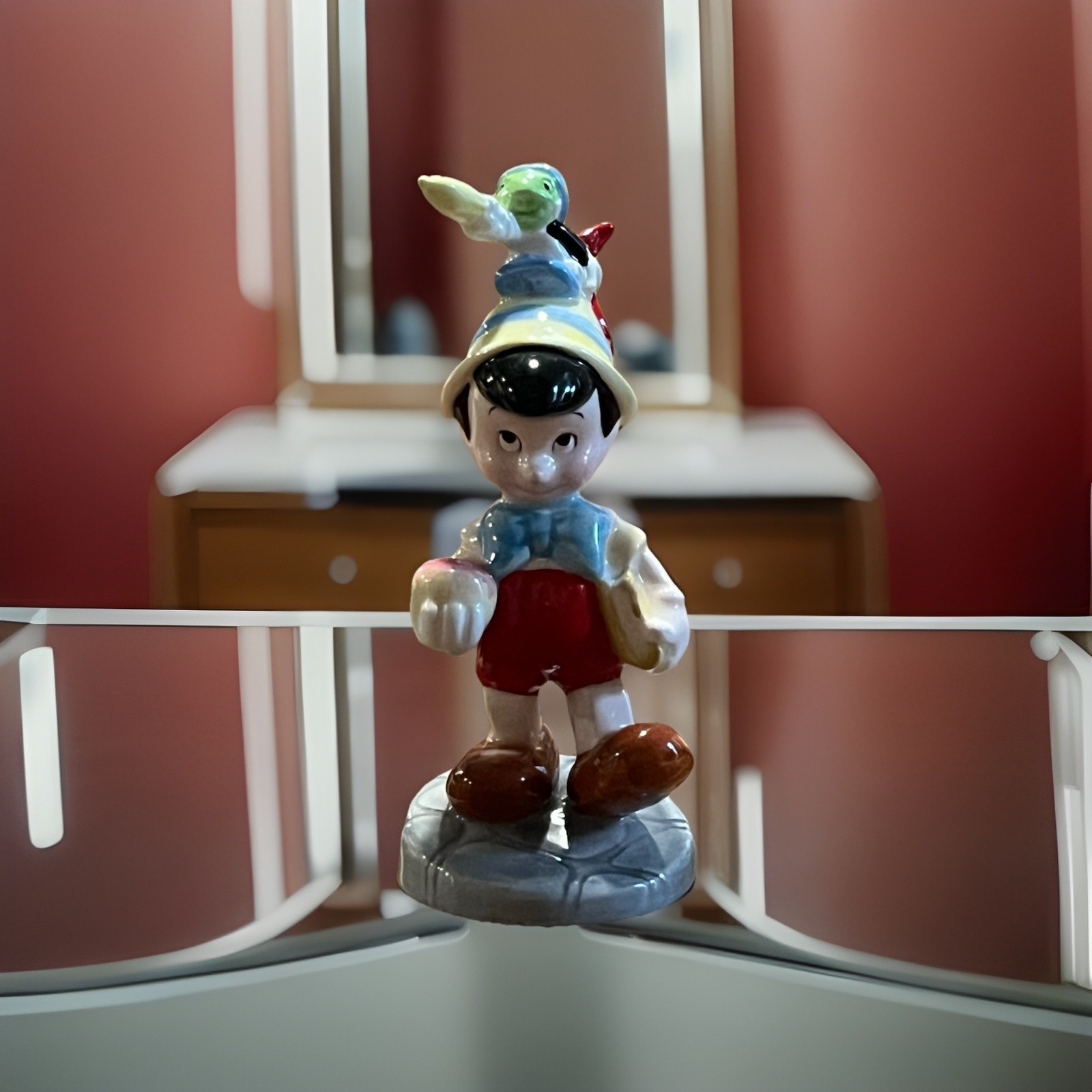 Vintage Schmid Disney Pinocchio Jiminy Cricket Ceramic 5 Vintage Schmid Disney Pinocchio Jiminy Cricket Ceramic 5