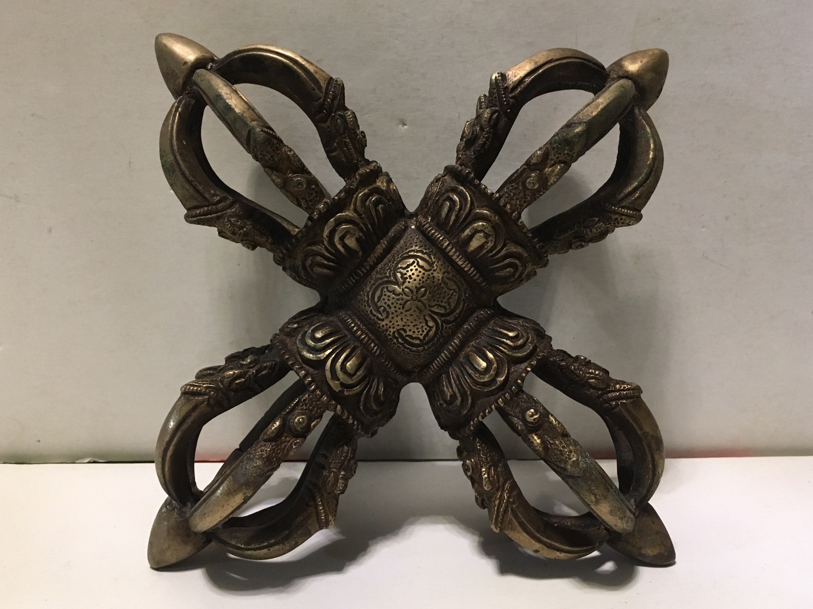 Brass Tibetan Double Dorje Vajra Cross Vtg Ornate Solid 9\ Brass Tibetan Double Dorje Vajra Cross Vtg Ornate Solid 9\