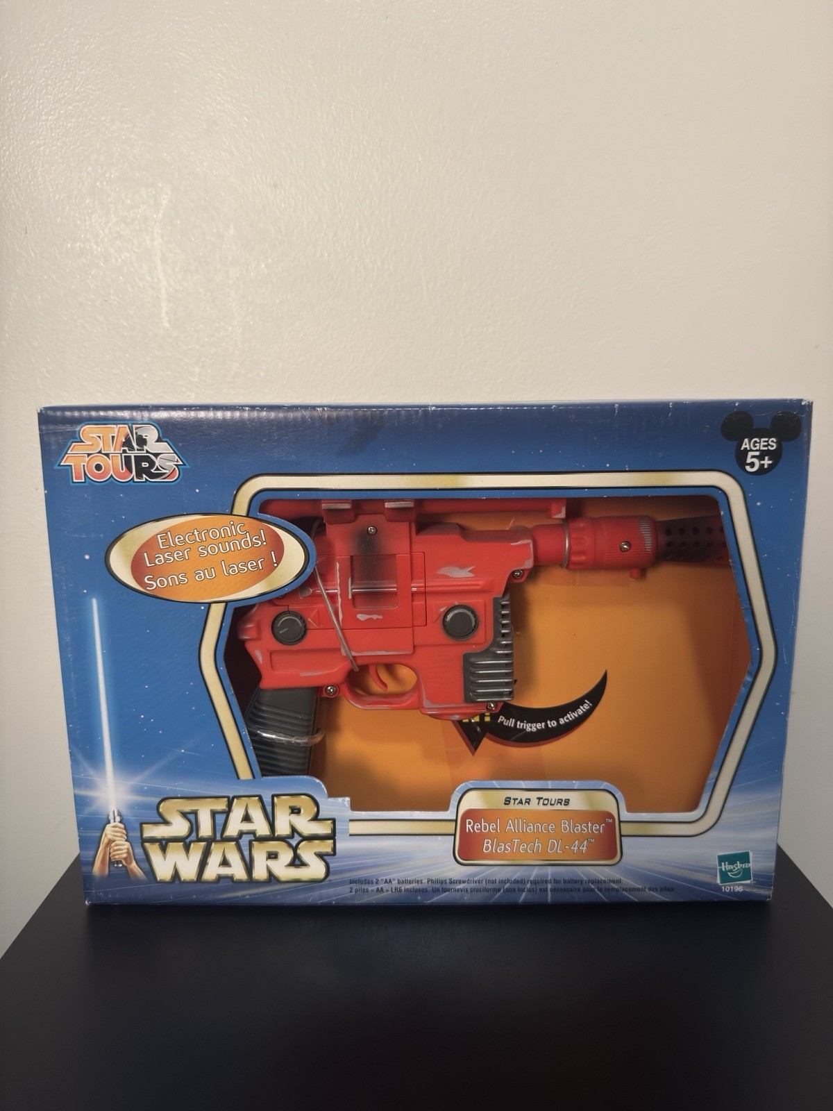 VTG 1996 Star Wars Star Tours Han Solo DL-44 Orange Blaster Gun Hasbro BRAND NEW VTG 1996 Star Wars Star Tours Han Solo DL-44 Orange Blaster Gun Hasbro BRAND NEW