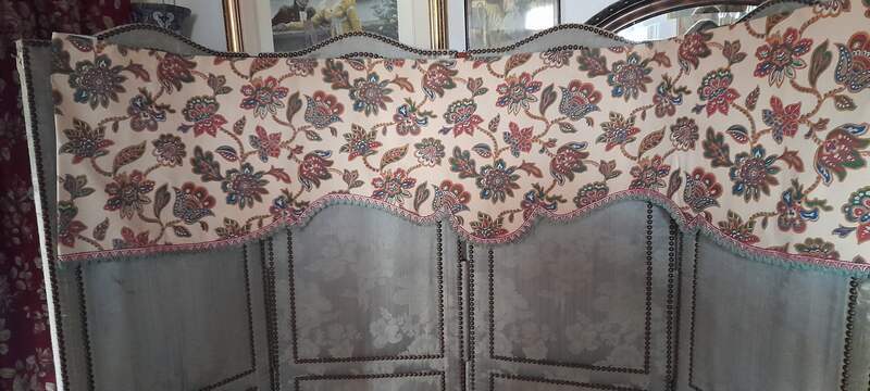 French  Vintage Jacobean Textile Pelmet