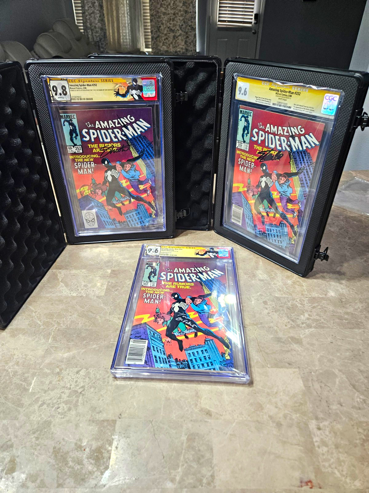 Amazing Spider-Man #252 CGC 9.8 Signature Series Signed Canadian Price Var Amazing Spider-Man #252 CGC 9.8 Signature Series Signed Canadian Price Var
