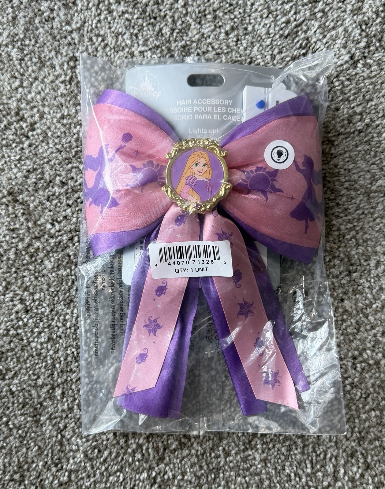 Disney Parks Tangled Rapunzel Princess Light-Up Hair Bow Accessory New With Tags Disney Parks Tangled Rapunzel Princess Light-Up Hair Bow Accessory New With Tags