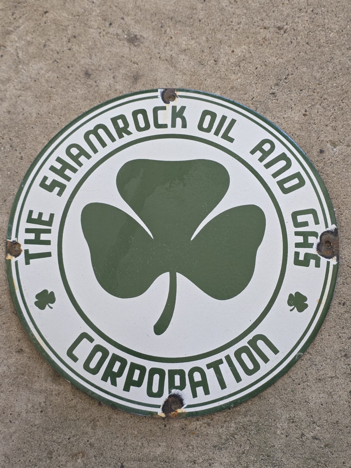 VINTAGE SHAMROCK PORCELAIN SIGN SERVICE GAS STATION IRISH LUCKY CLOVER 12\ VINTAGE SHAMROCK PORCELAIN SIGN SERVICE GAS STATION IRISH LUCKY CLOVER 12\