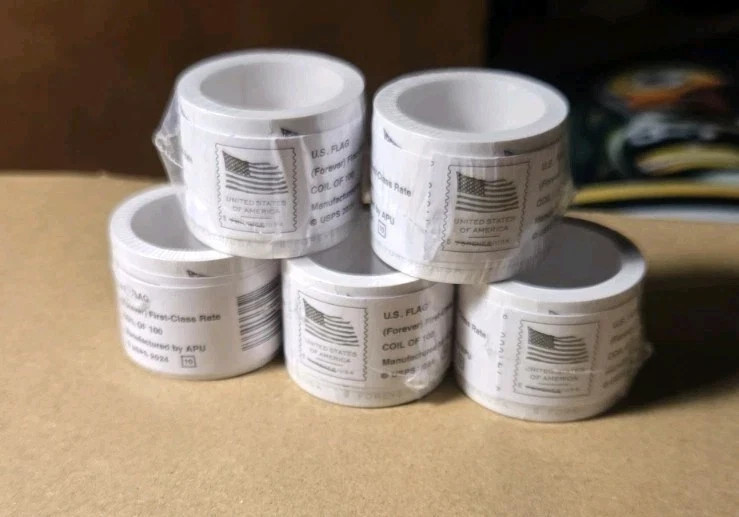 1000 Count 10 Roll - 2025 USPS For-ever Flag Stamps (Mint, Never Hinged) 1000 Count 10 Roll - 2025 USPS For-ever Flag Stamps (Mint, Never Hinged)