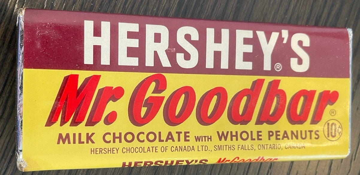 Vintage 1960’s HERSHEY’S MR. GOODBAR Candy Bar Sealed New Old Stock RARE Vintage 1960’s HERSHEY’S MR. GOODBAR Candy Bar Sealed New Old Stock RARE