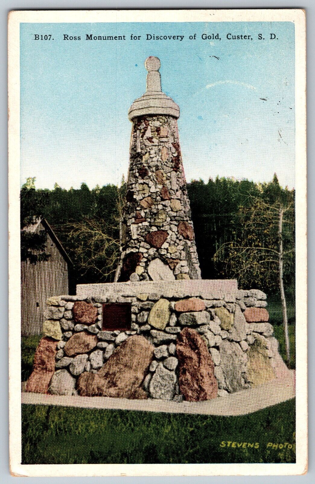 Custer, South Dakota - Ros Monument for Discovery of Gold - Vintage Postcard
