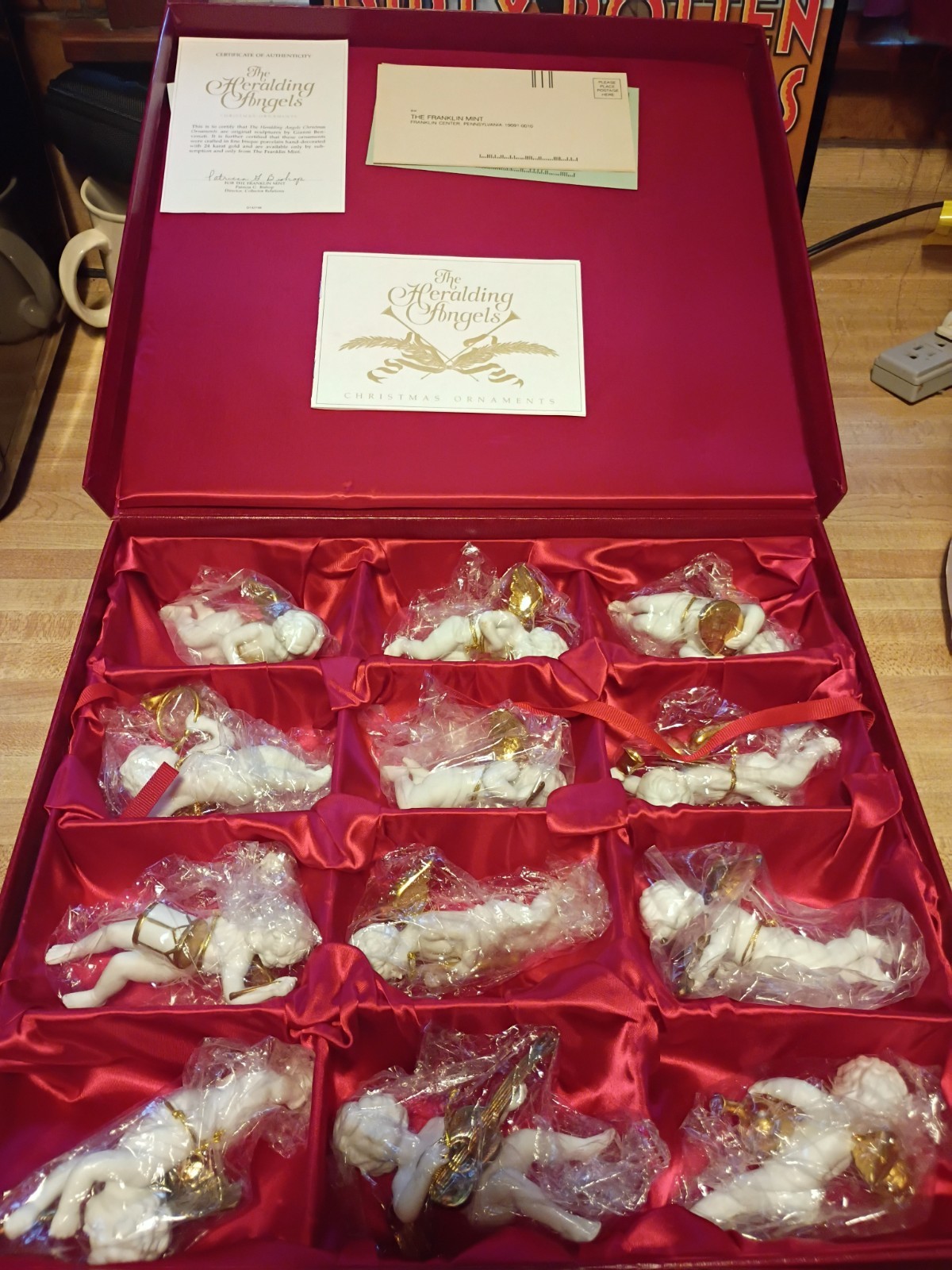 Franklin Mint 12 Heralding Angels 24kt Gold & Porcelain Christmas ornaments Franklin Mint 12 Heralding Angels 24kt Gold & Porcelain Christmas ornaments