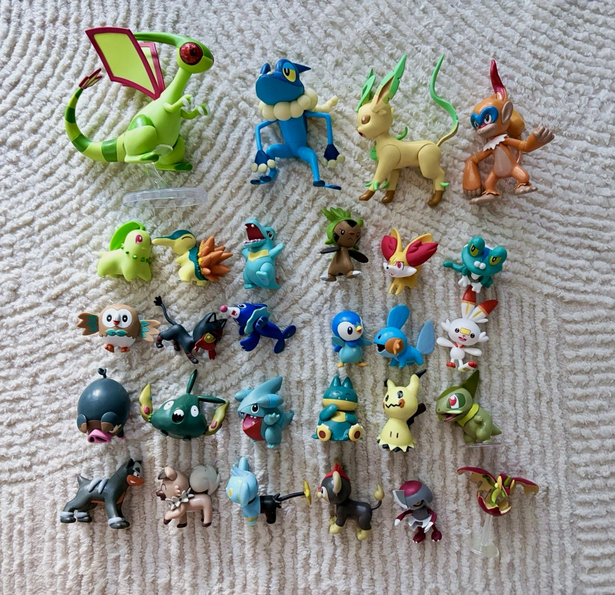 Lot of 28 Assorted Pokémon Jazwares Mini Figures Lot of 28 Assorted Pokémon Jazwares Mini Figures