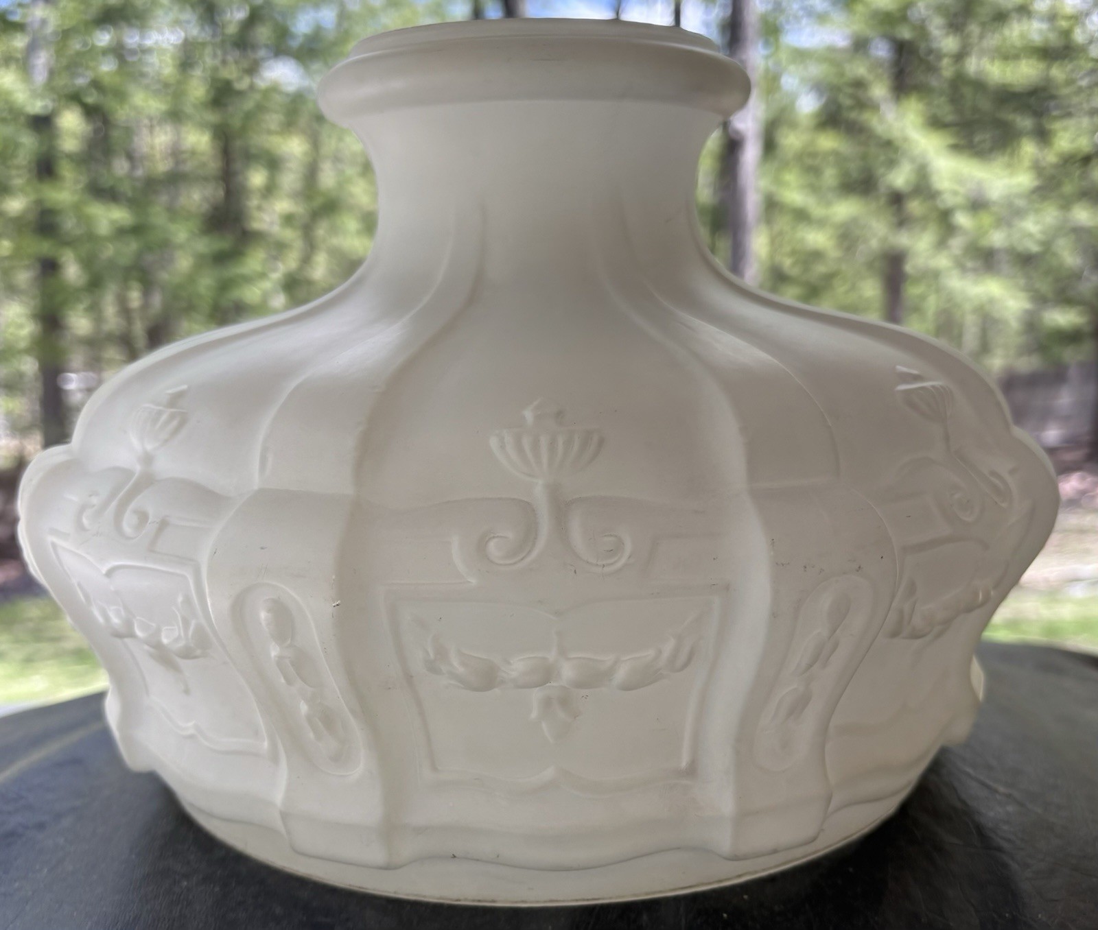 Antique Satin Glass Aladdin 1919-20 Model 7 8 Coleman Oil Kerosene Lamp 9” Shade Antique Satin Glass Aladdin 1919-20 Model 7 8 Coleman Oil Kerosene Lamp 9” Shade