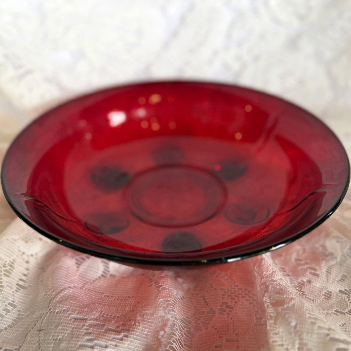 New Martinsville Moondrops Red 3-Footed Glass Round Dish New Martinsville Moondrops Red 3-Footed Glass Round Dish