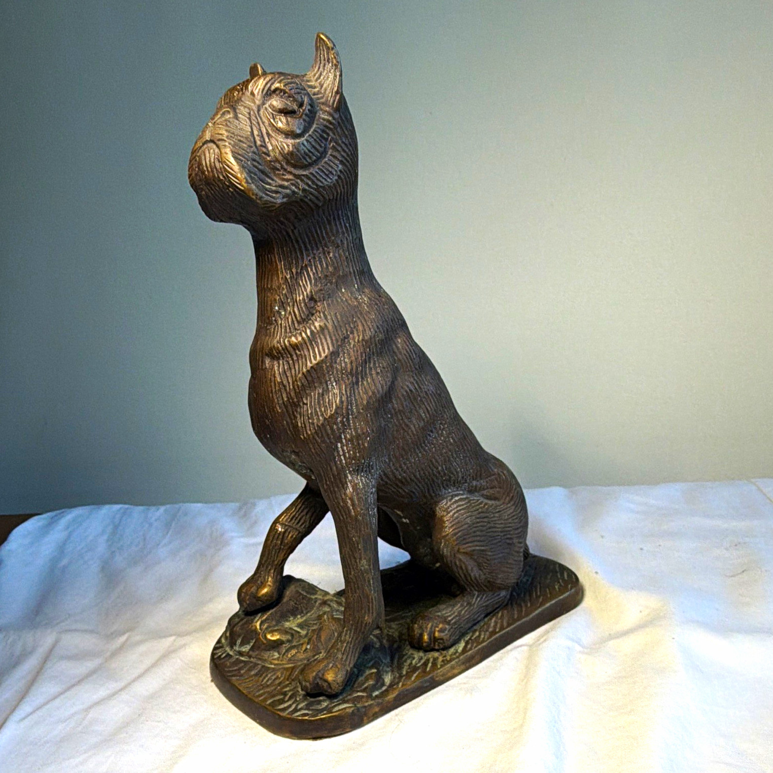 Vintage Textured Patinated Bronze Metal Dog Very Collectible Vintage Textured Patinated Bronze Metal Dog Very Collectible