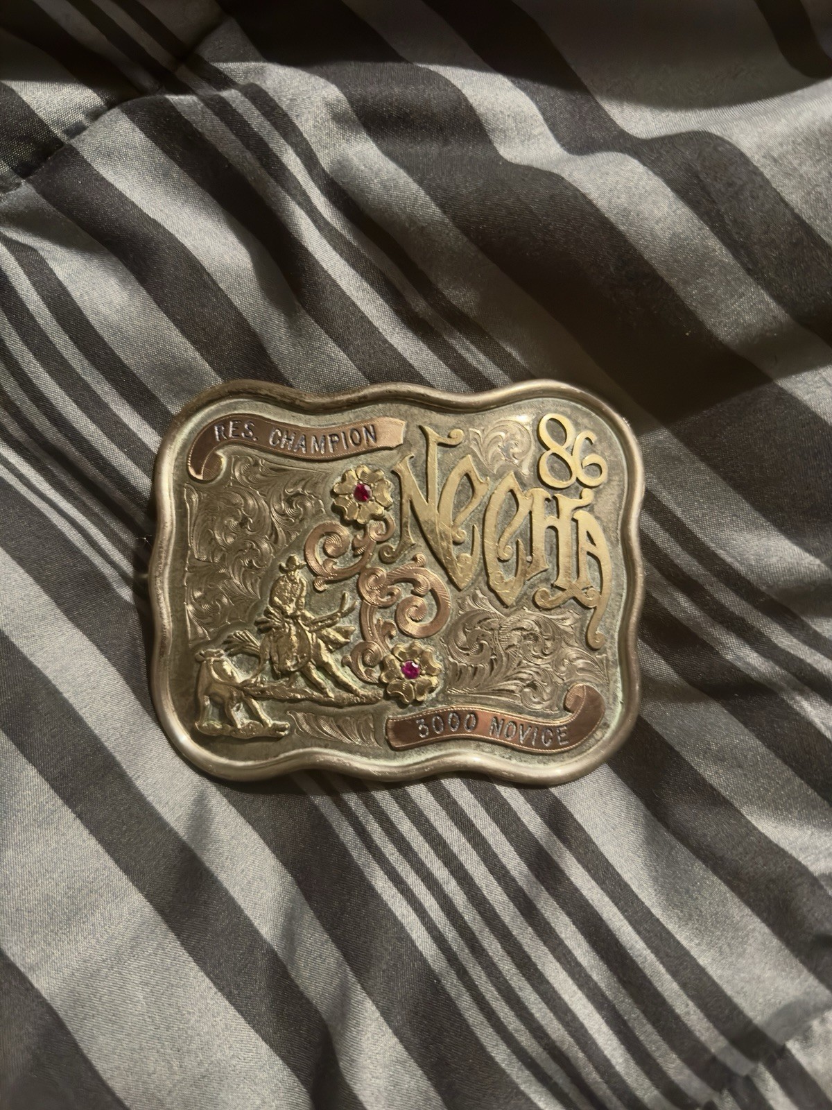 VTG LARGE STERLING SILVER ENGRAVED WESTERN BELT BUCKLE Res. Champion 3000 1986 VTG LARGE STERLING SILVER ENGRAVED WESTERN BELT BUCKLE Res. Champion 3000 1986