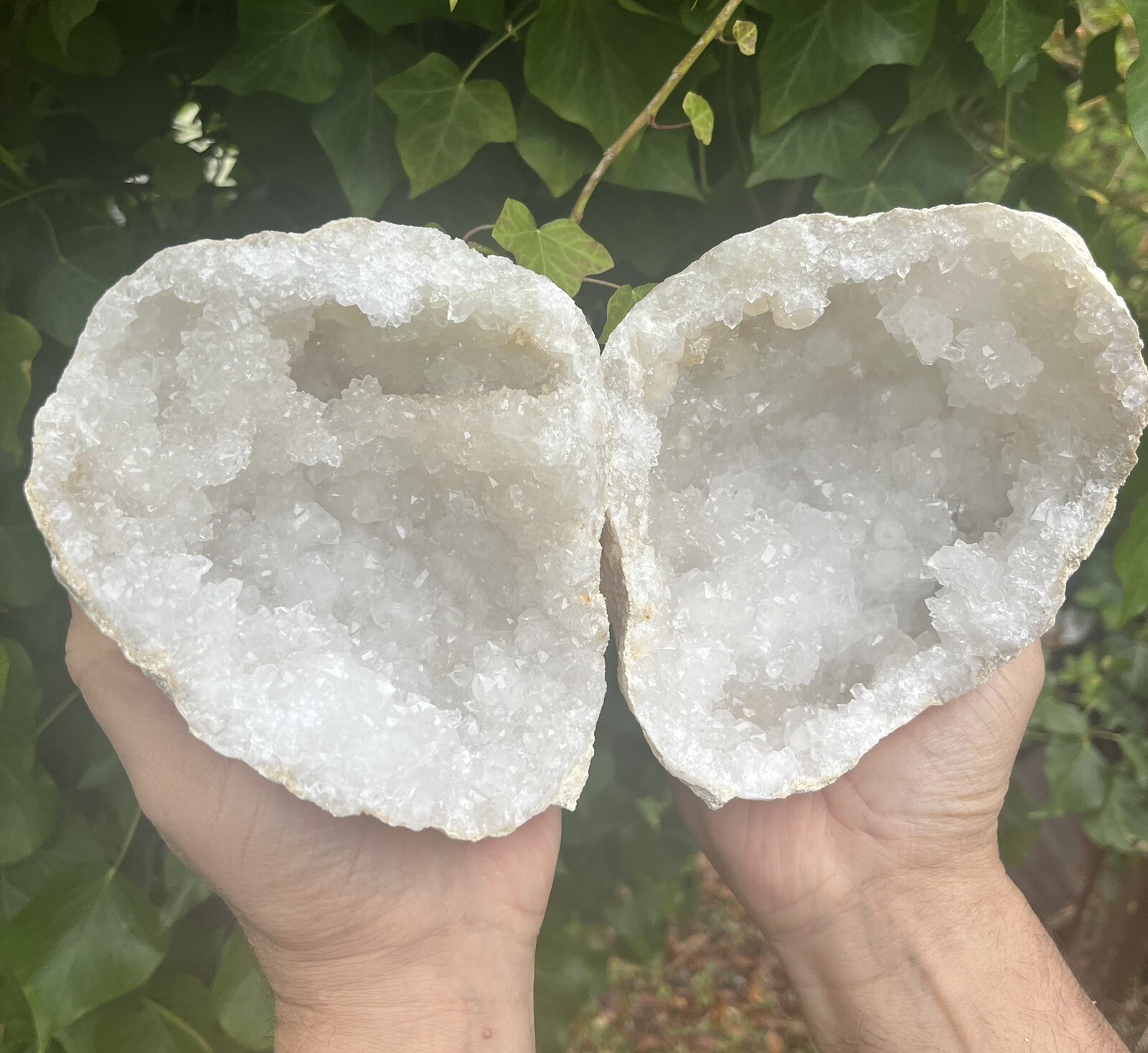 Beautiful Large Top Quality Quartz Crystal Geodes. UK Fast Delivery