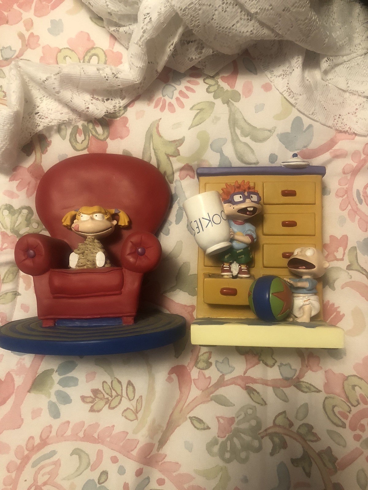 RUGRATS BOOK END NICKELODEON VINTAGE 1997 RUGRATS BOOK END NICKELODEON VINTAGE 1997