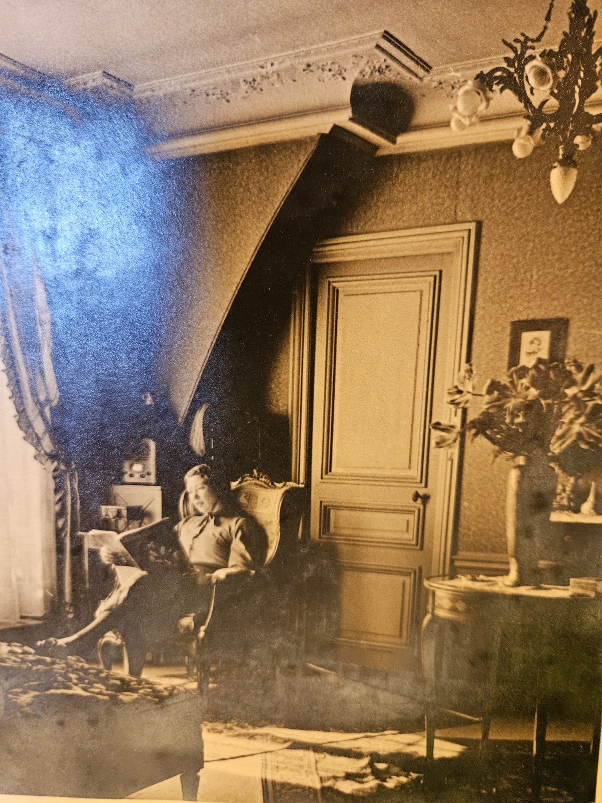 1924 Paris France Antique Photo Woman Reading Ornate Interior Handwritten Back