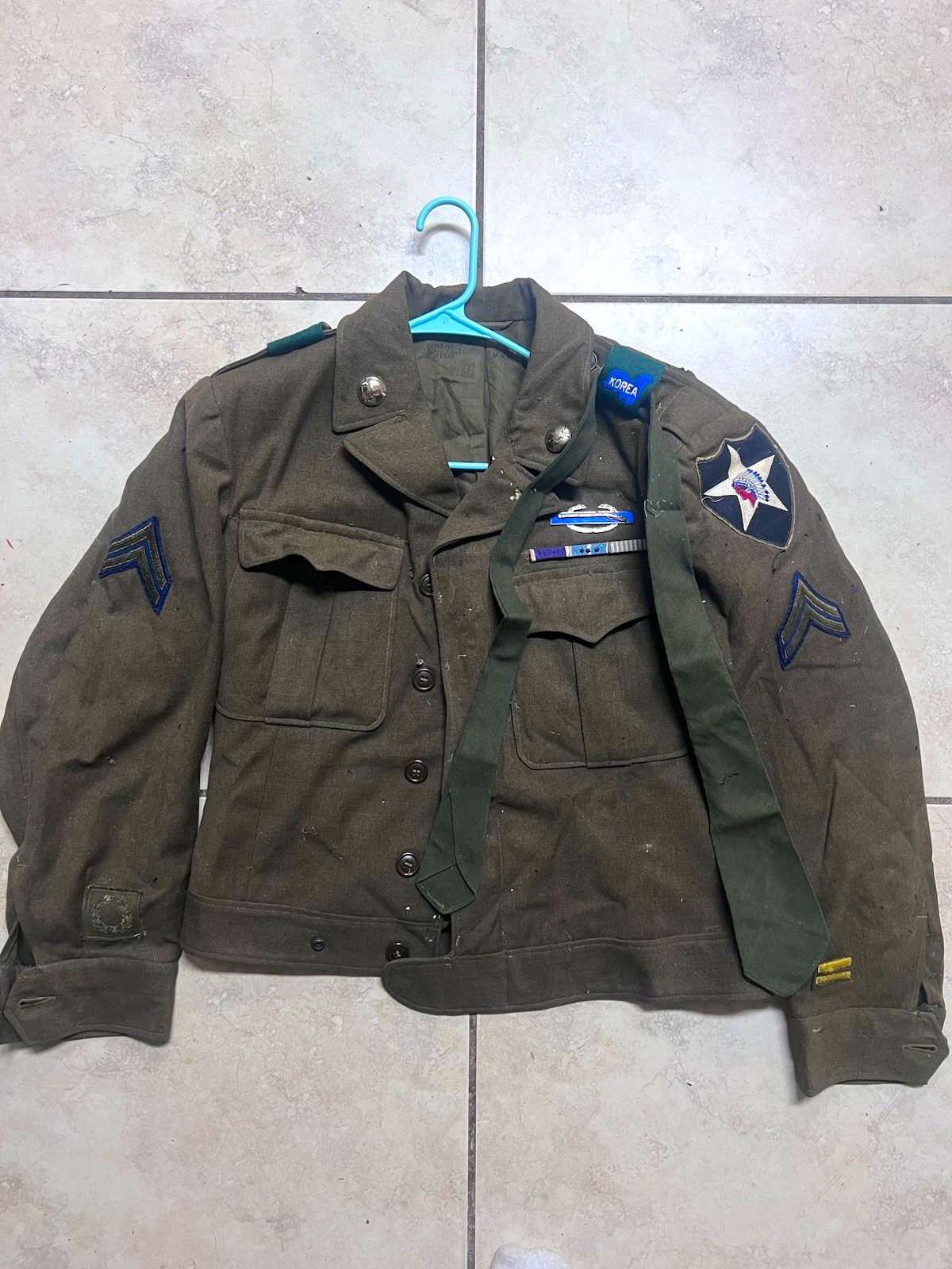 RARE 1944 WW2 Wool Korean US Army green jacket with patches RARE 1944 WW2 Wool Korean US Army green jacket with patches