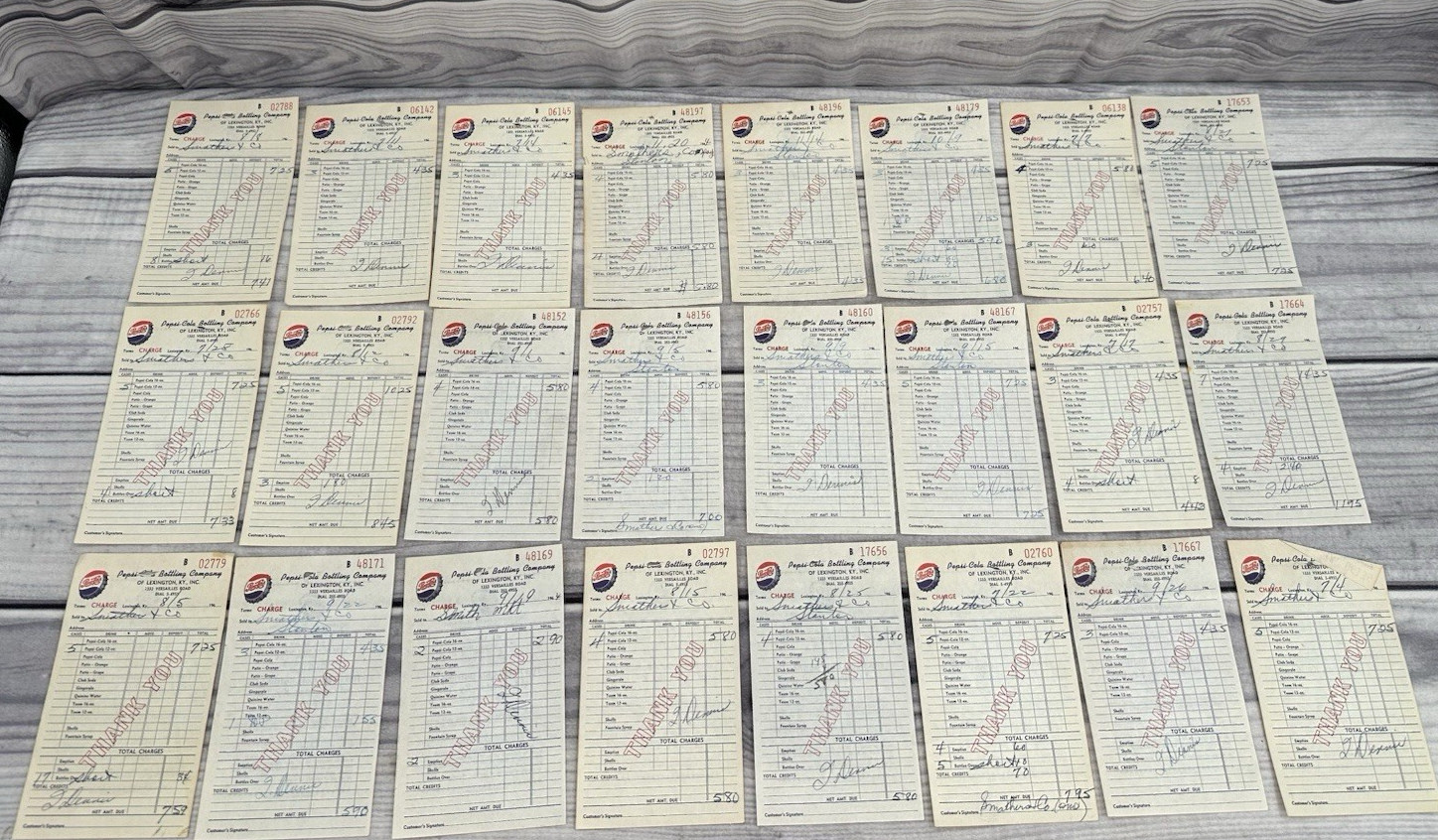 LOT OF 24 VTG 1960's PEPSI COLA BOTTLING COMPANY RECEIPTS LEXINGTON KY EPHEMRA LOT OF 24 VTG 1960's PEPSI COLA BOTTLING COMPANY RECEIPTS LEXINGTON KY EPHEMRA