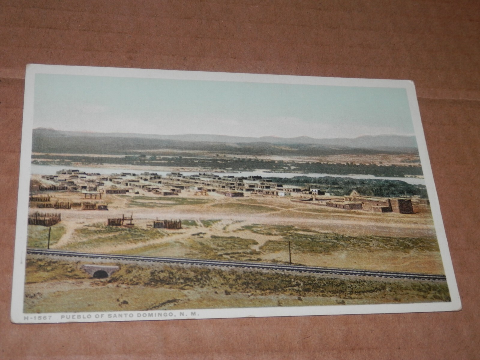 SANTO DOMINGO NM - 1910-1920\'S POSTCARD - ACROSS the TRACKS - FRED HARVEY H-1567