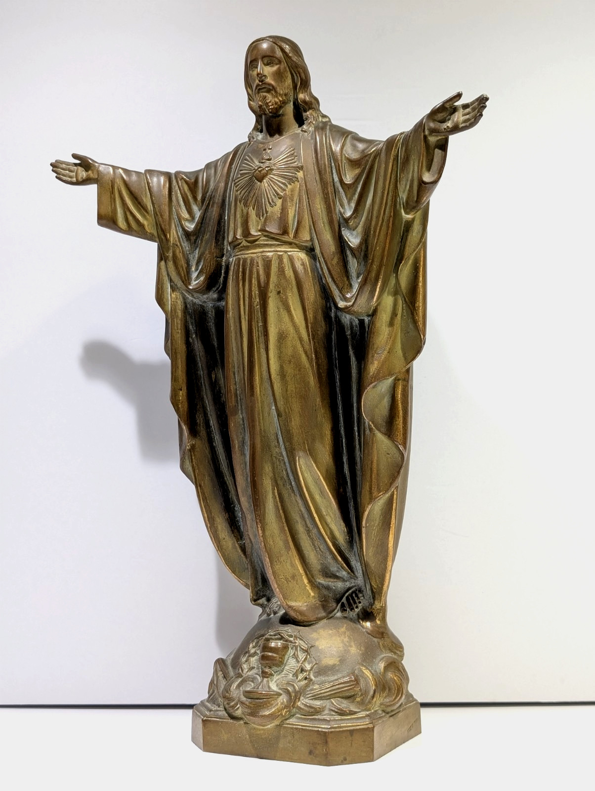 HUGE & Heavy Antique D. Saudinos Ritouret (D.S.R.) France Spelter Jesus Statue HUGE & Heavy Antique D. Saudinos Ritouret (D.S.R.) France Spelter Jesus Statue