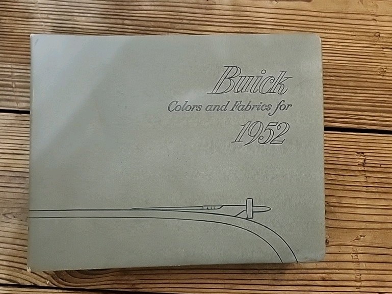 RARE 1952 Buick Showroom Catalog w Color Fabric Leather Swatch-Car Show/Restorer