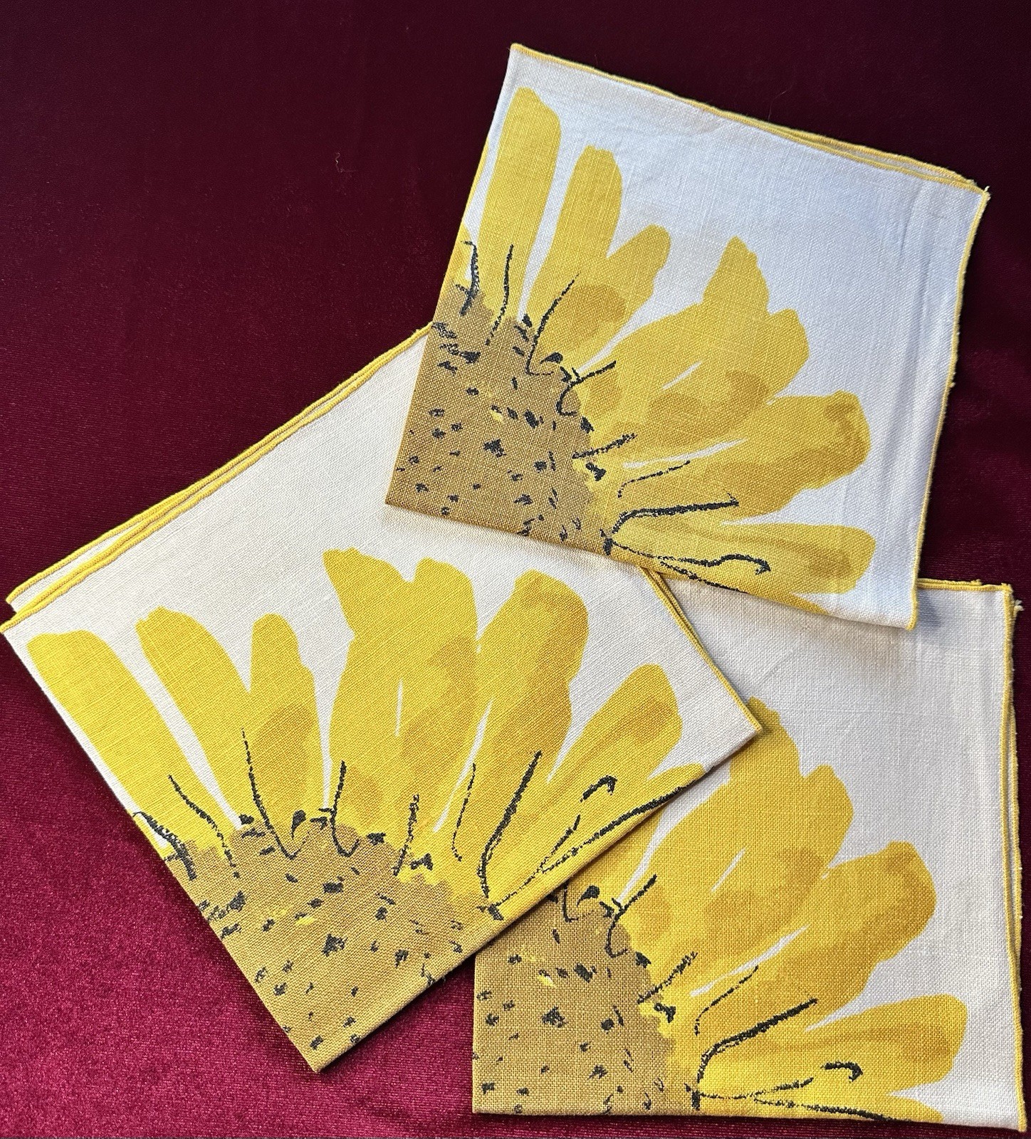 VINTAGE VERA NEUMANN SQUARE Linen CLOTH NAPKINS SET OF 3 YELLOW SUNFLOWERS 16X16