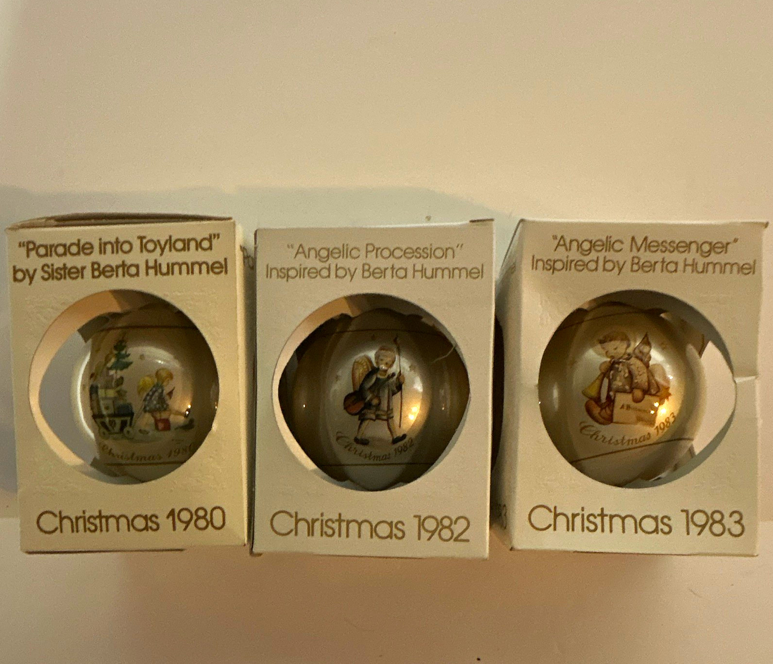Schmid Limited Edition White Christmas Ball Ornament Set of 3 (1980-1983)