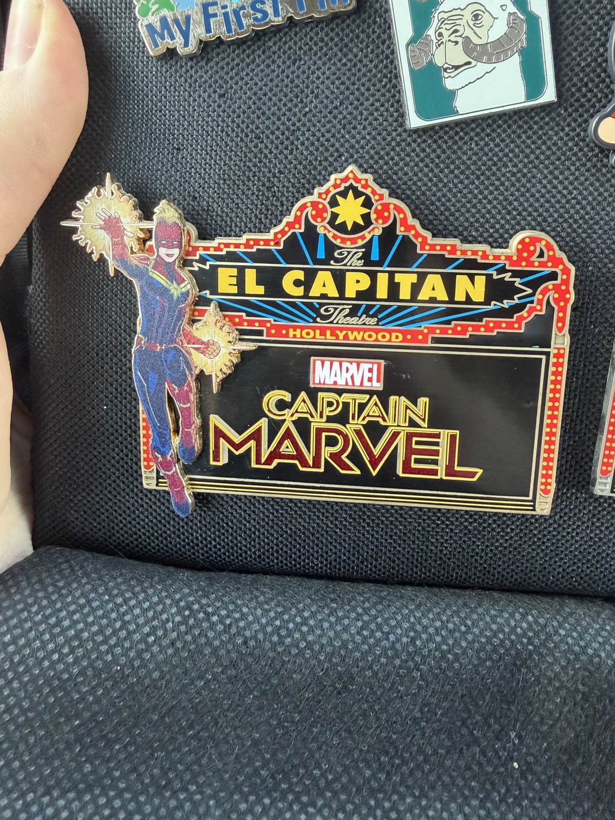 B3 Disney DSSH DSF LE 400 Pin El Capitan Marquee Captain Marvel B3 Disney DSSH DSF LE 400 Pin El Capitan Marquee Captain Marvel