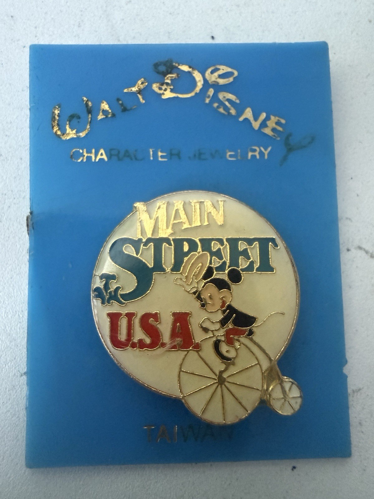 Vintage 1985 Disneyland 30th Anniversary \ Vintage 1985 Disneyland 30th Anniversary \