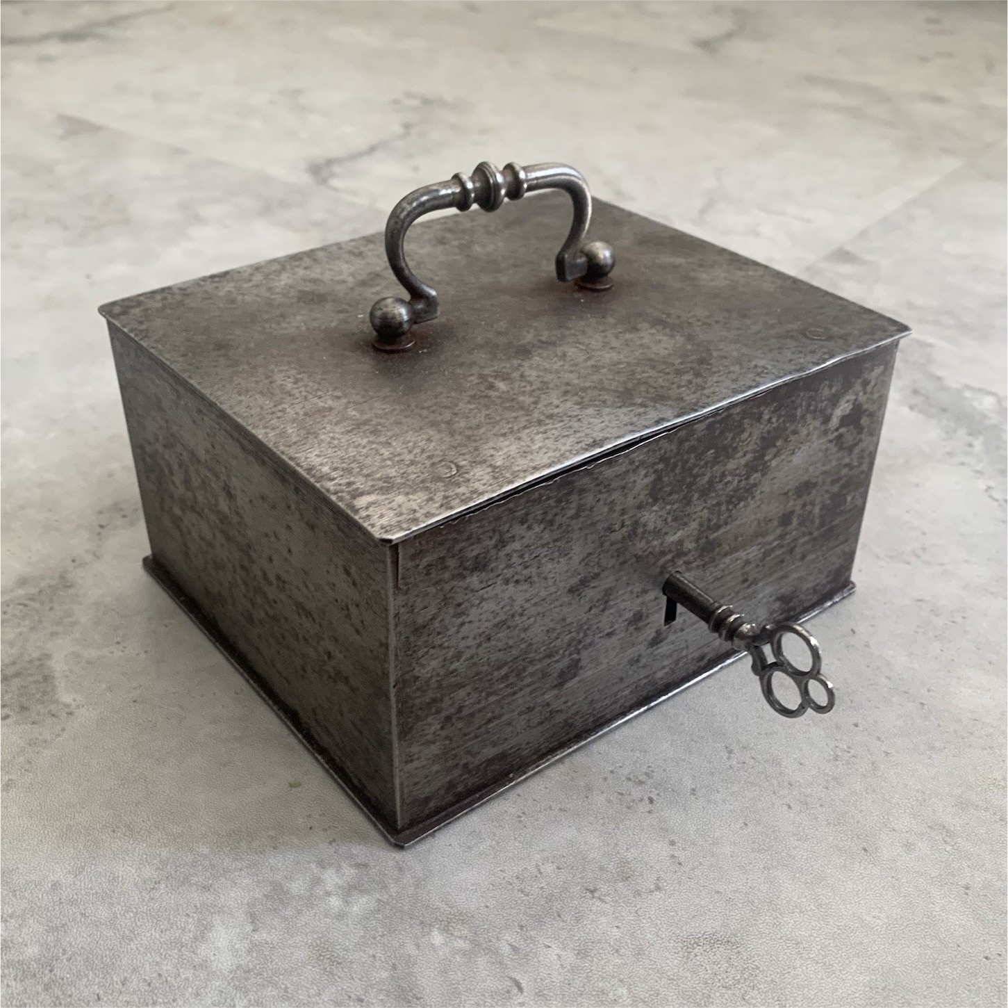 19th Century Antique Locking Metal Cash Box w/ Carry Handle Victorian Money Safe 19th Century Antique Locking Metal Cash Box w/ Carry Handle Victorian Money Safe