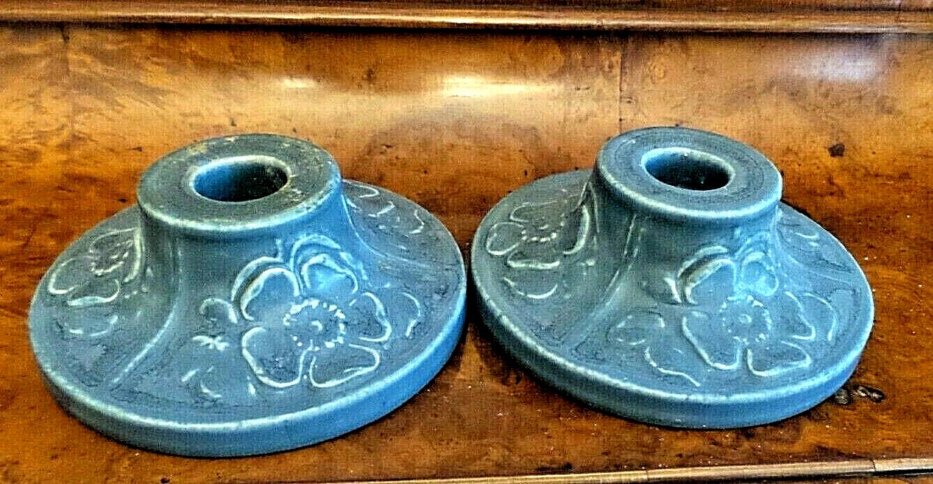 TWO VINTAGE ROOKWOOD CANDLE HOLDERS BLUE DOGWOOD BLOSSOM TWO VINTAGE ROOKWOOD CANDLE HOLDERS BLUE DOGWOOD BLOSSOM