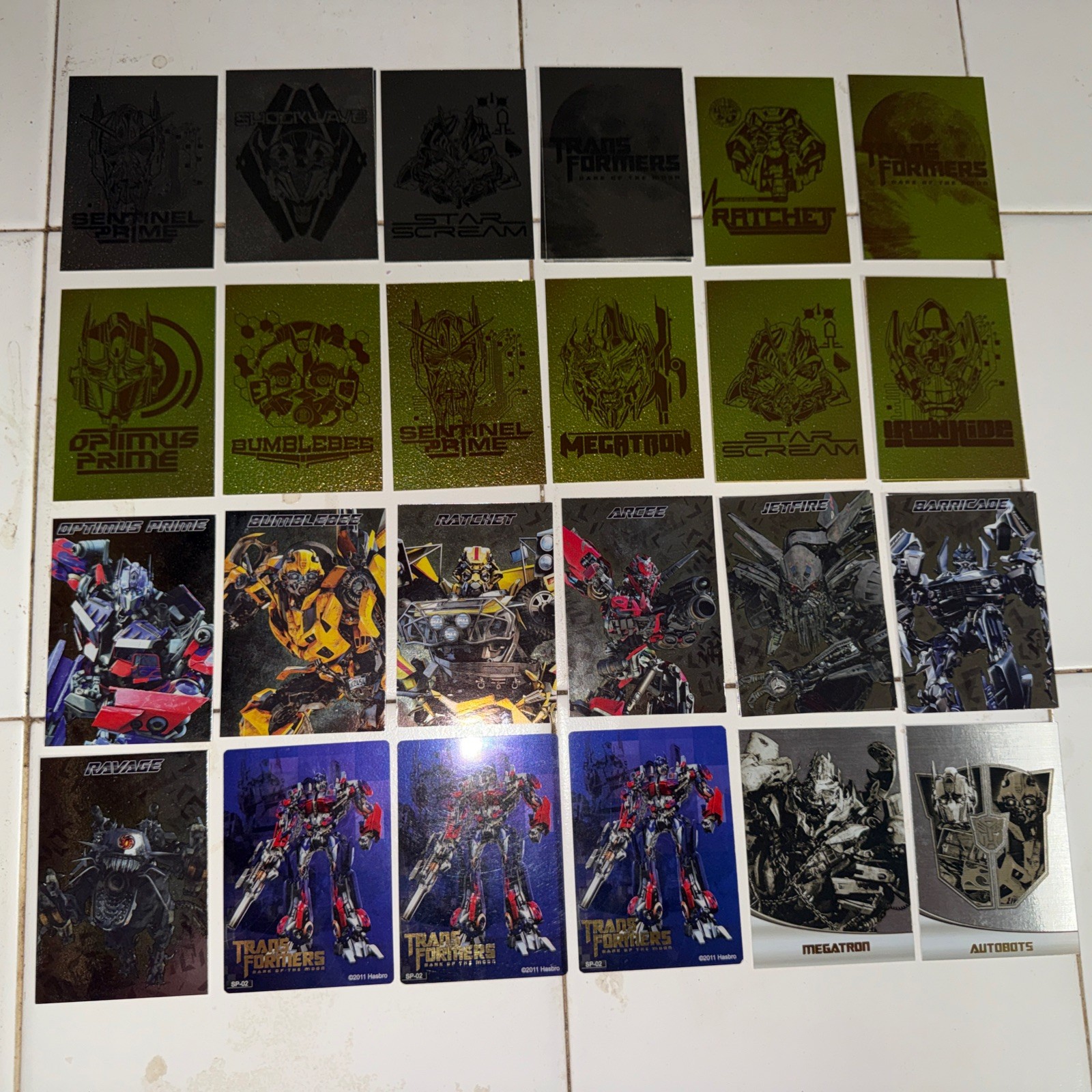 2011 Transformers Dark of the Moon Gold Silver Chromium Special Metal Insert 2011 Transformers Dark of the Moon Gold Silver Chromium Special Metal Insert
