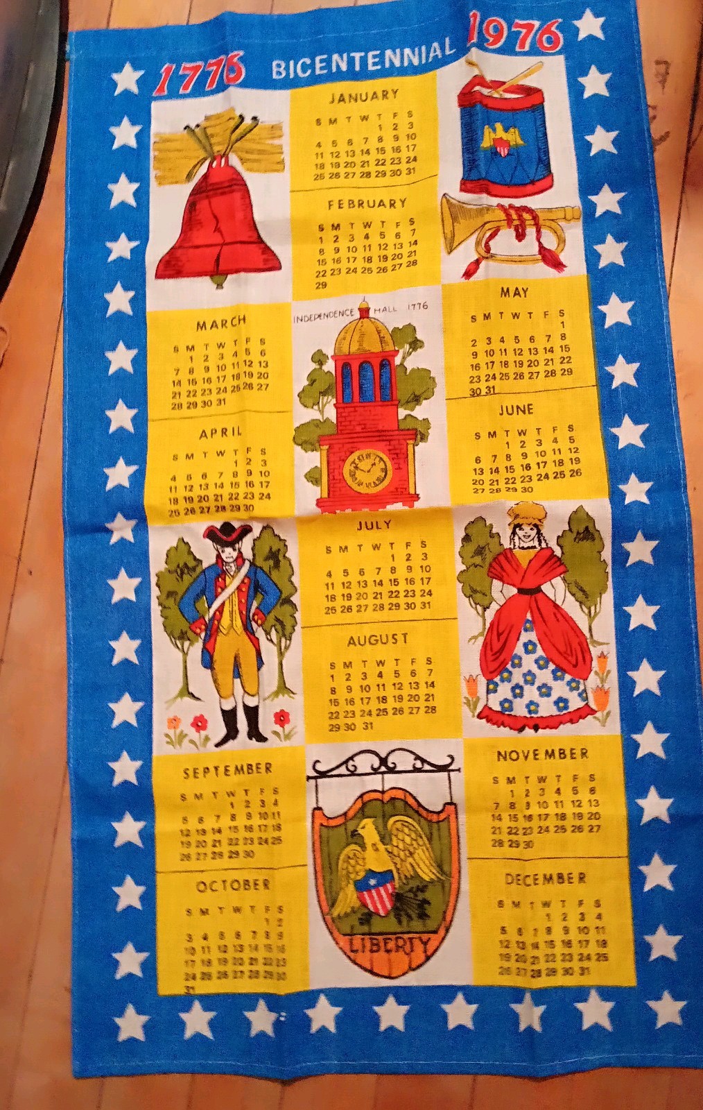 Vintage 1976 US Bicentennial Linen Calendar Tea Towel Americana Wall Hanging Vintage 1976 US Bicentennial Linen Calendar Tea Towel Americana Wall Hanging