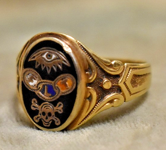 Vintage 10k Yellow Gold Otsby & Barton Odd Fellows Enameled & Onyx Men's Ring.