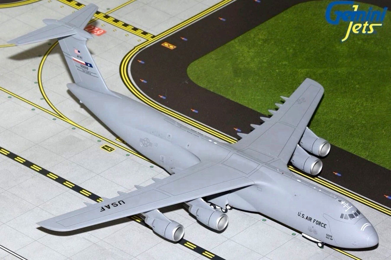 Gemini Jets 1:200 USAF C-5M Galaxy 85-0009 Military Aircraft Model G2AFO1135 Gemini Jets 1:200 USAF C-5M Galaxy 85-0009 Military Aircraft Model G2AFO1135