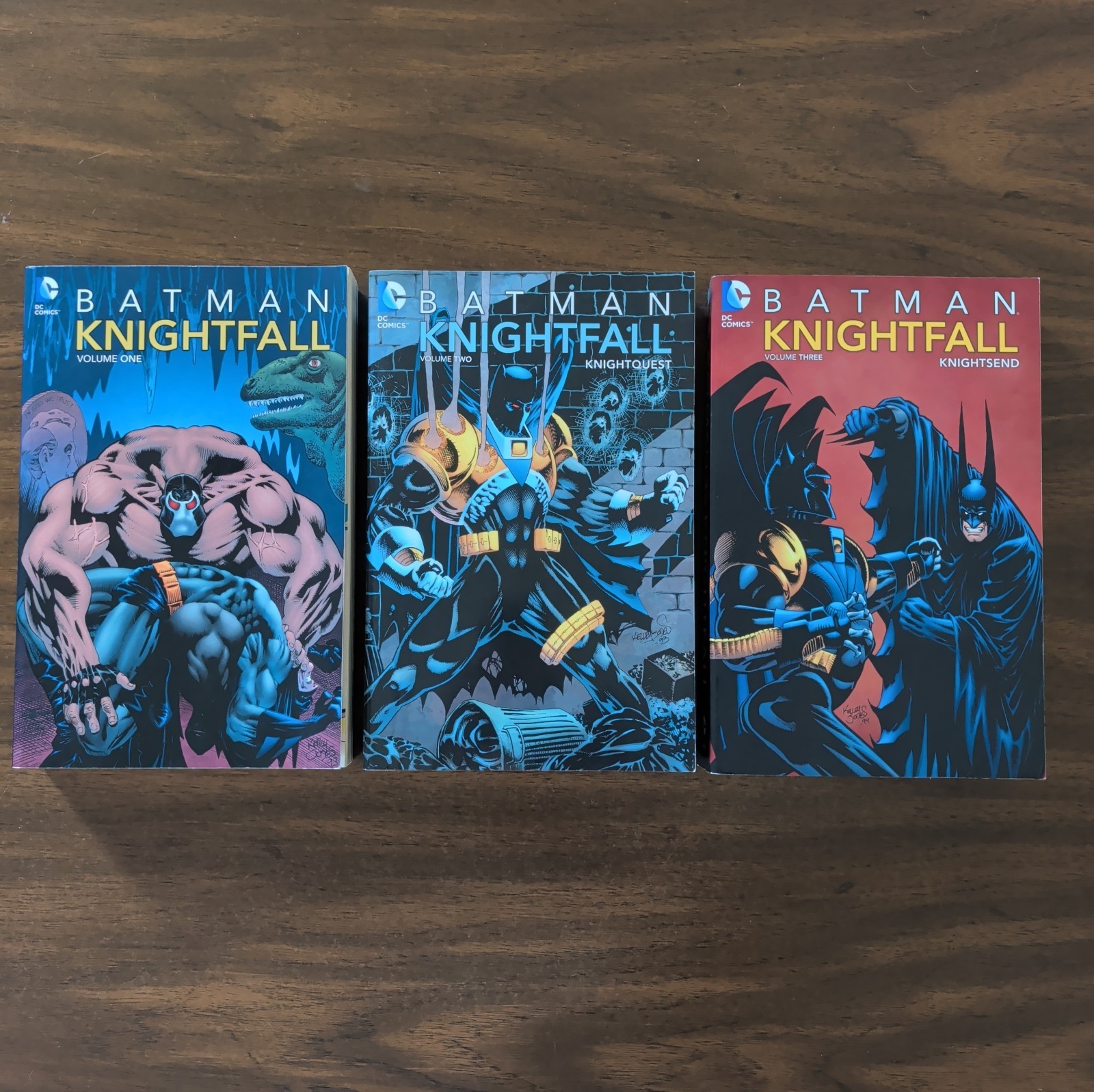 DC Comics Batman: Knightfall - paperback - Set Vol 1-3 (Complete Story) DC Comics Batman: Knightfall - paperback - Set Vol 1-3 (Complete Story)