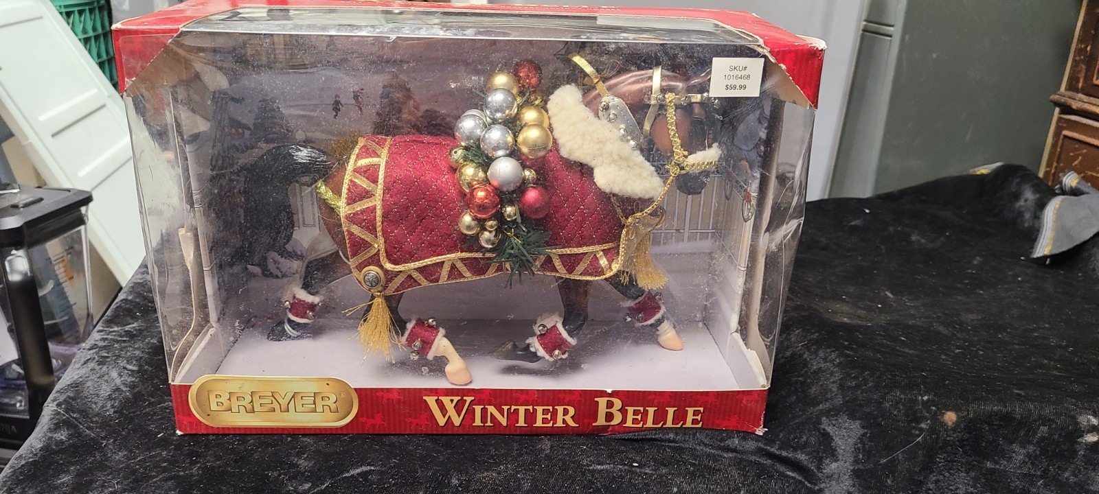 2011 Winter Belle Breyer Holiday Horse New in Sealed Dented Box 2011 Winter Belle Breyer Holiday Horse New in Sealed Dented Box