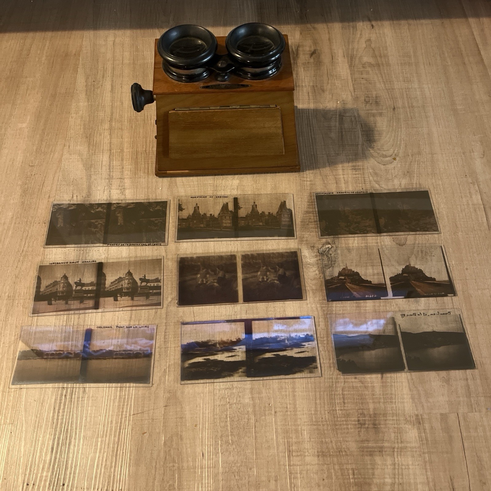 Unis Paris France Stereoscopic Viewer With 9 Glass Slides Unis Paris France Stereoscopic Viewer With 9 Glass Slides