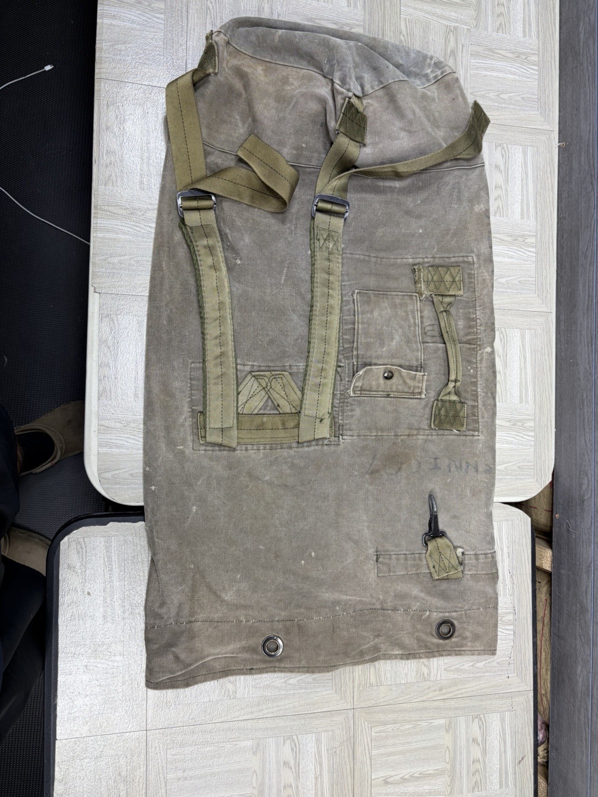 VTG US Army Military Canvas Duffle Bag Duffel Backpack OD Green 