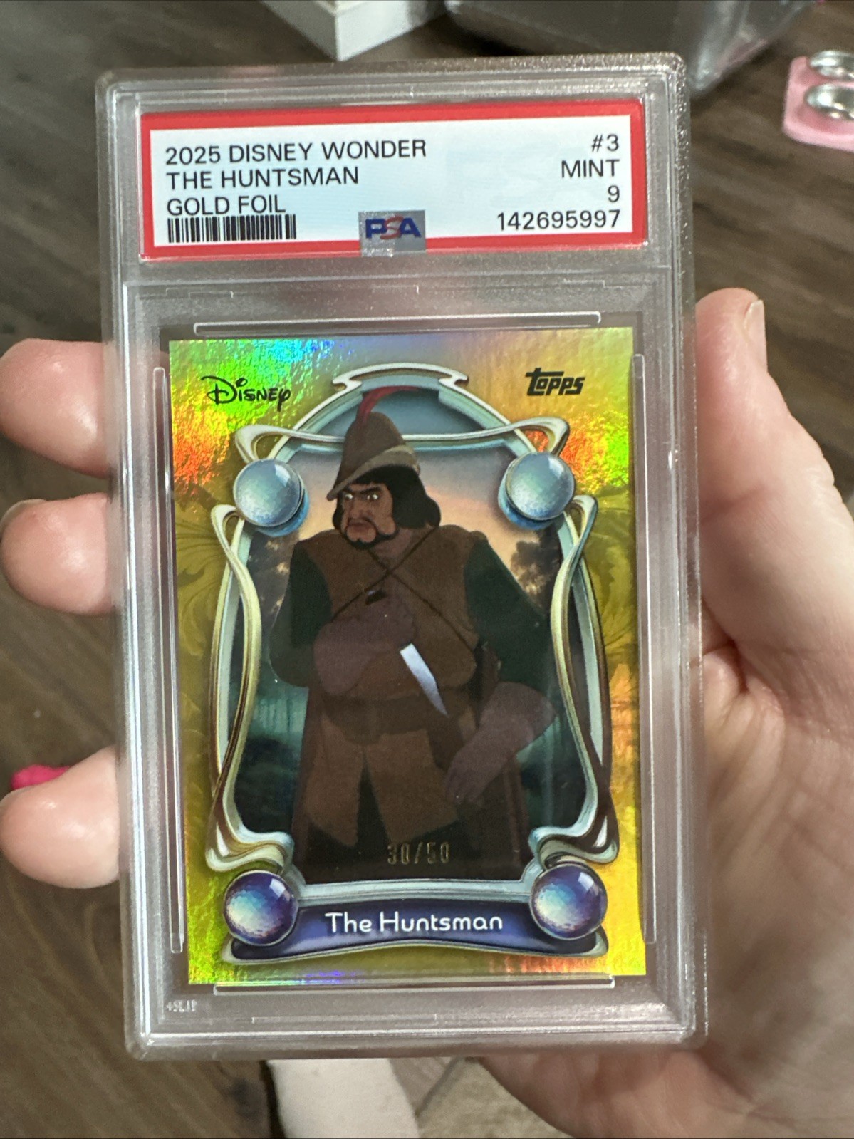 2025 Topps Disney Wonder #3 THE HUNTSMAN /50 Gold Foil PSA 9 2025 Topps Disney Wonder #3 THE HUNTSMAN /50 Gold Foil PSA 9