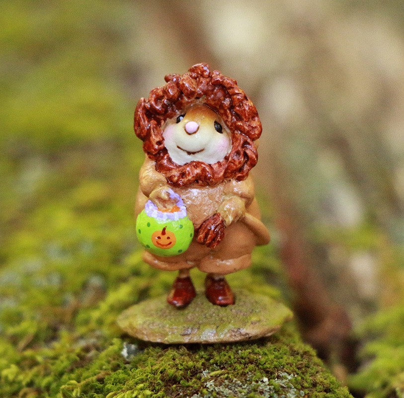 Wee Forest Folk M-706c The Lion of Oz