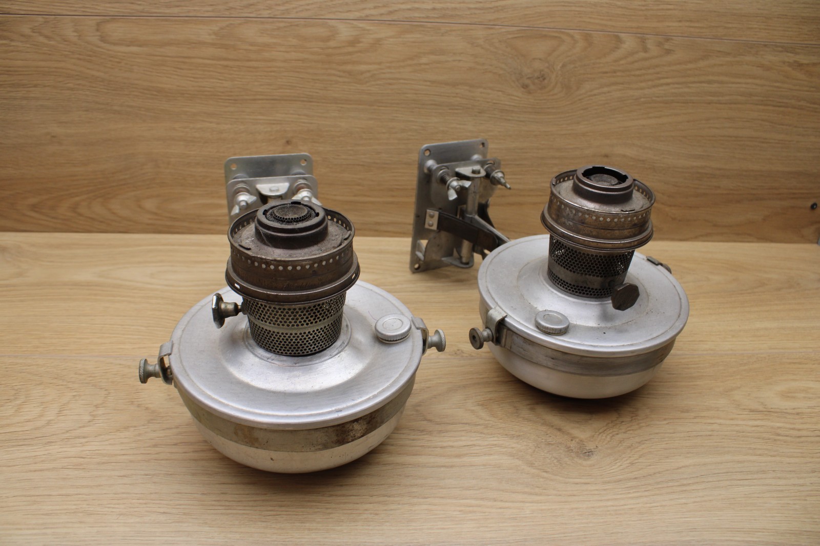 2 - Aladdin Model C Railroad Caboose Wall Lamps 2 - Aladdin Model C Railroad Caboose Wall Lamps