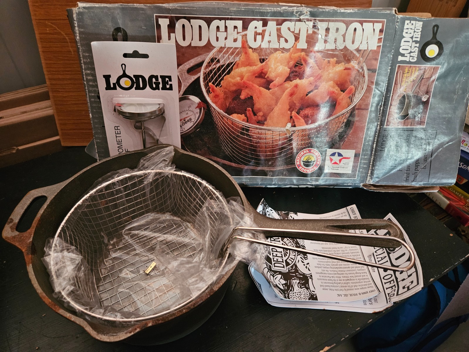 nos Vintage LODGE Cast Iron 5 Qt. Pot With Handle & Double Spout 5SP USA nos Vintage LODGE Cast Iron 5 Qt. Pot With Handle & Double Spout 5SP USA