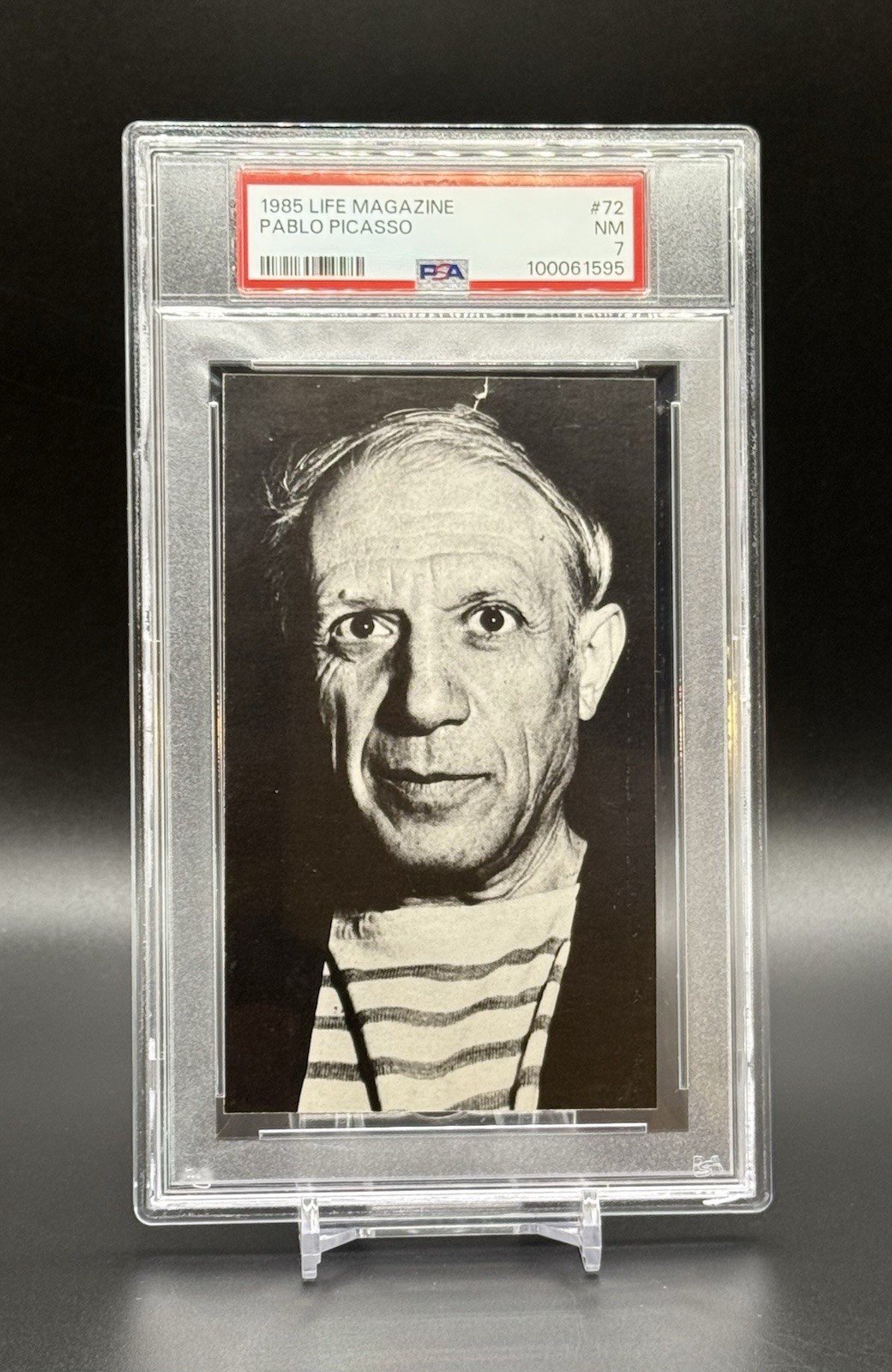 RARE 1985 LIFE Magazine #72 PABLO PICASSO Robert Capa Photo PSA 7 ONLY 1 GRADED