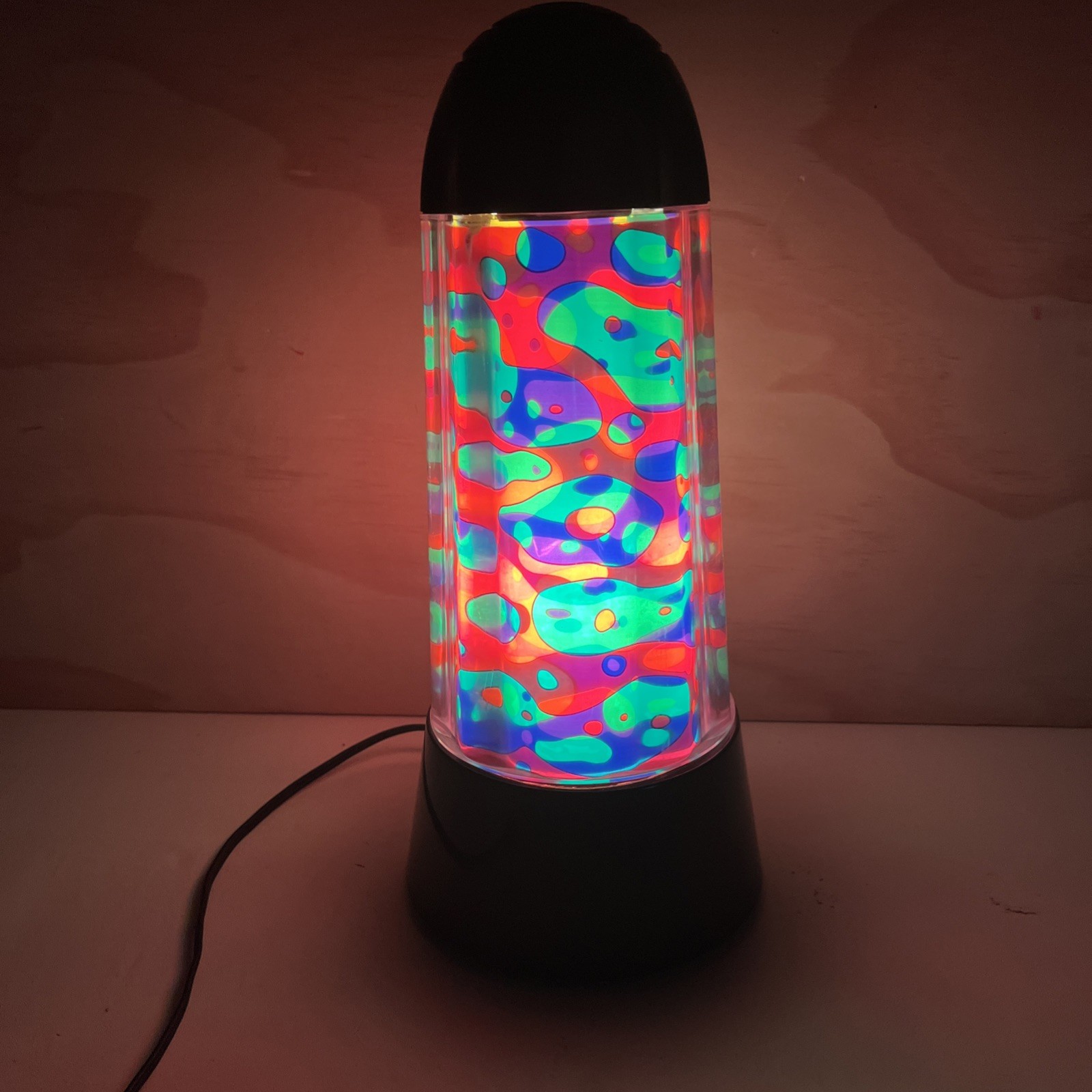 1990’s Rabbit Tanaka Magma Rotating Motion Lamp Psychedelic 13.75” Black Base 1990’s Rabbit Tanaka Magma Rotating Motion Lamp Psychedelic 13.75” Black Base